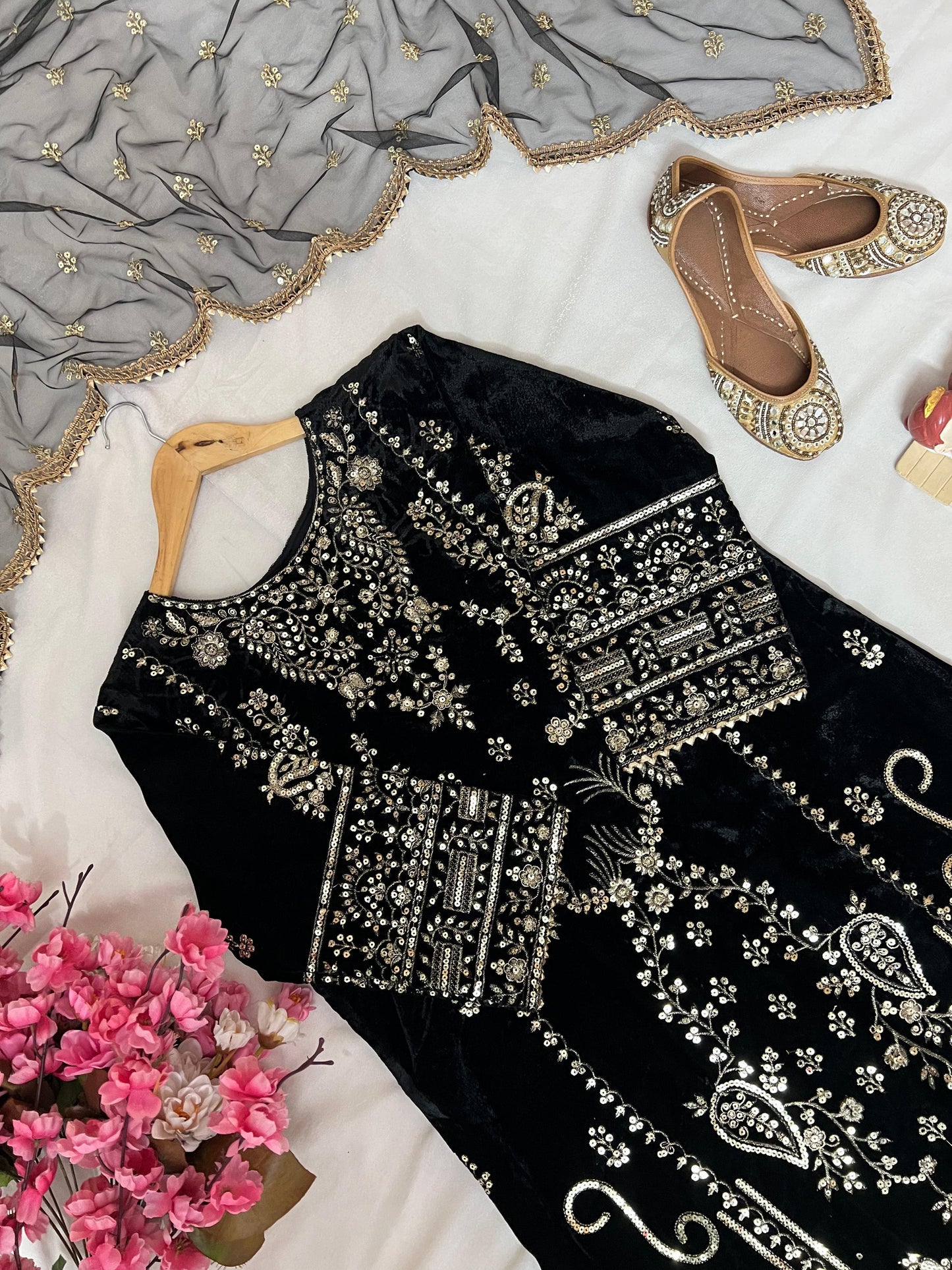 Black Velvet Zari Embroidered Suit Set for Women | Premium Kurti-Pant-Dupatta | Festive & Partywear Collection