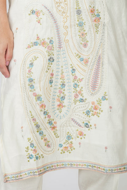 Elegant White Embroidered Kurti Set with Dupatta