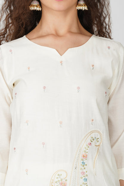 Elegant White Embroidered Kurti Set with Dupatta